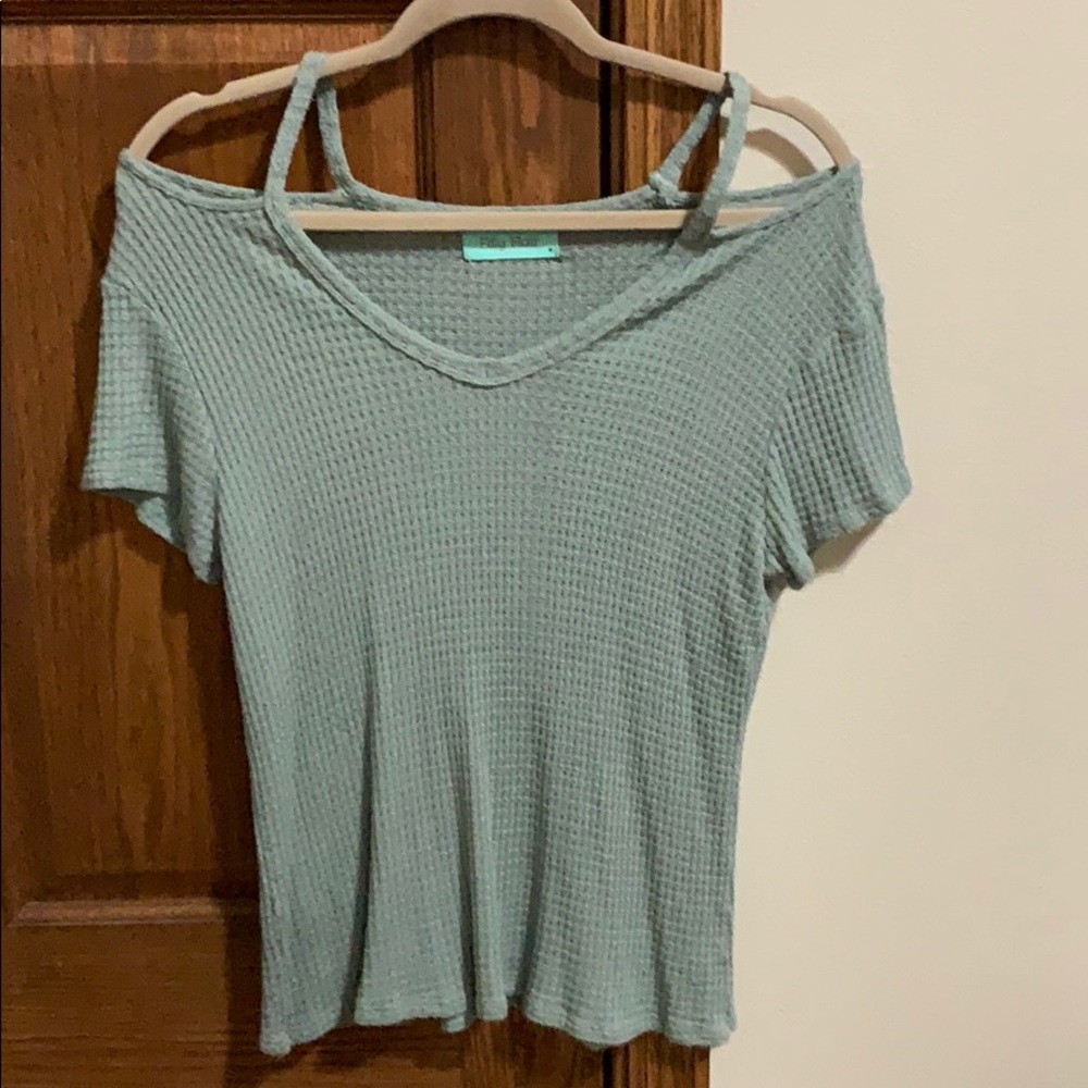 Boutique off the shoulder shirt size medium
